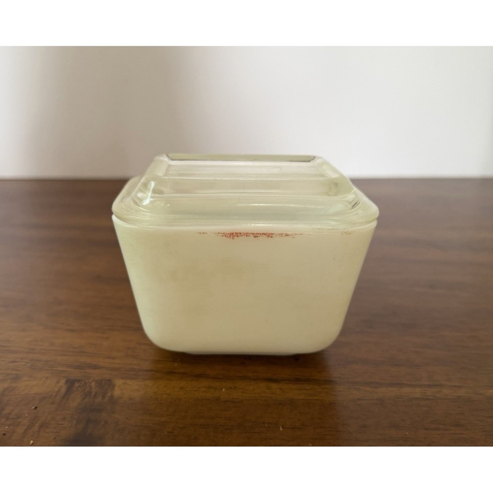 Vintage Pyrex #0501 Small White Milk Glass Refrigerator Dish Clear Ribbed Lid